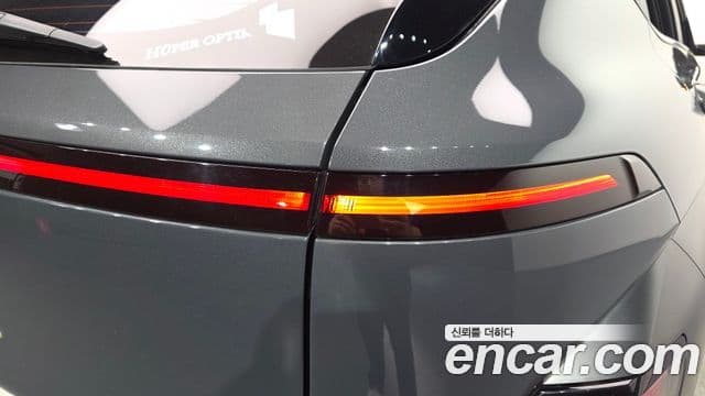 Hyundai Kona Hybrid 2023 — Şəkil 22/32