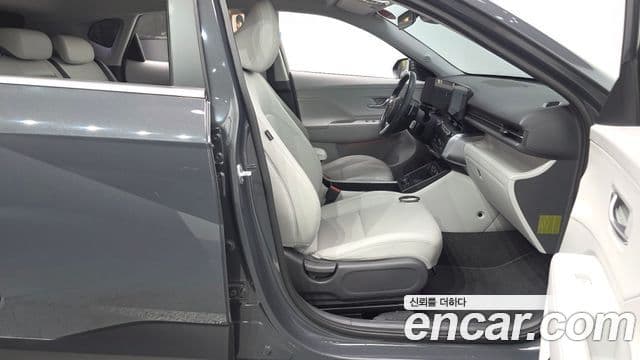 Hyundai Kona Hybrid 2023 — Şəkil 24/32