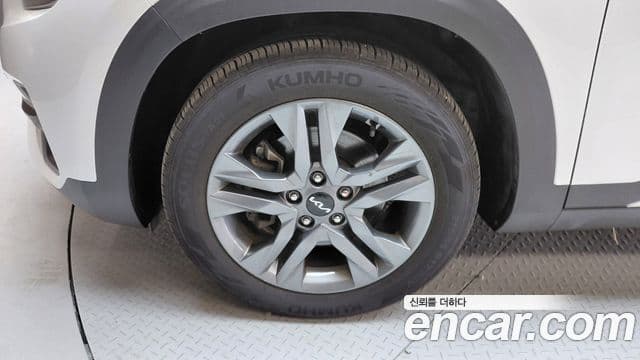 Kia Seltos 2022 — фото 5 из 20