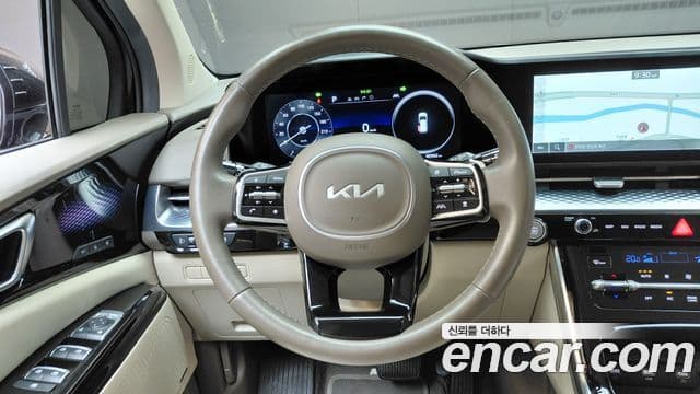Kia Carnival 2022 — Şəkil 13/20