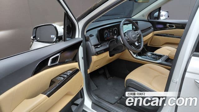 Kia Carnival 2023 — ფოტო 10/20