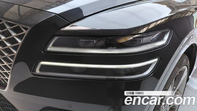 Genesis GV80 2022 — Photo 28/32