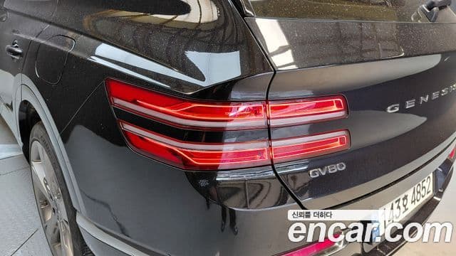 Genesis GV80 2022 — Photo 7/32