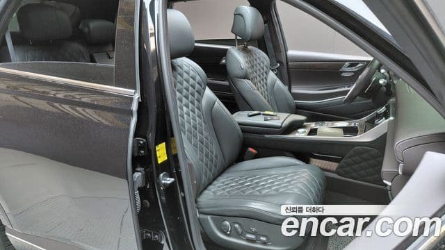 Genesis GV80 2022 — Photo 16/32