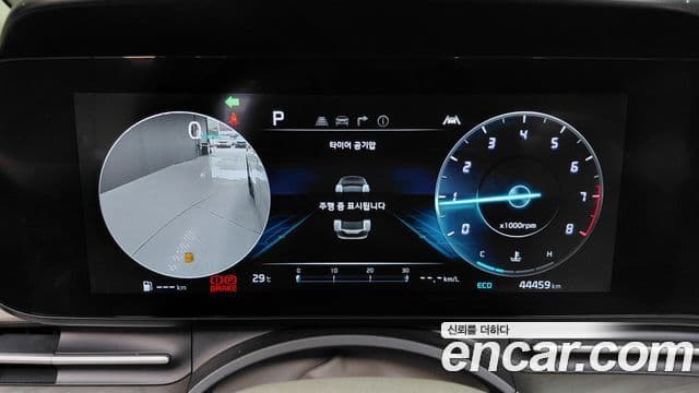 Kia Carnival 2022 — Şəkil 8/20