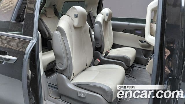 Kia Carnival 2022 — Şəkil 11/20