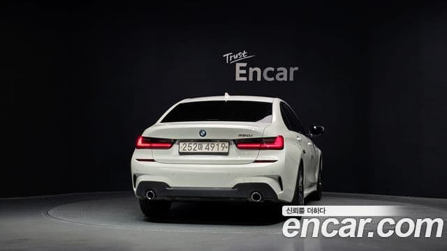 BMW 3 Series 2020 — ფოტო 4/20