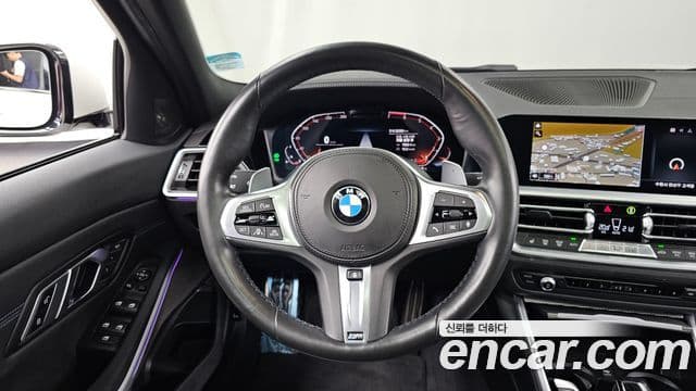 BMW 3 Series 2020 — ფოტო 13/20