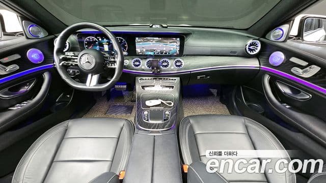 Mercedes-Benz E-Class 2020 — ფოტო 7/20