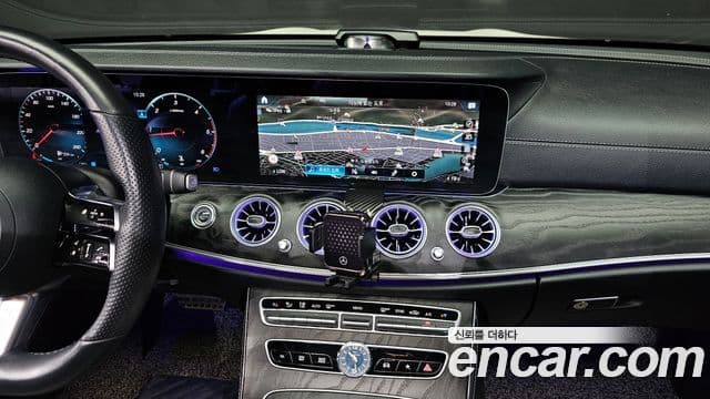 Mercedes-Benz E-Class 2020 — Şəkil 13/20
