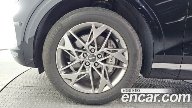 Genesis GV70 2023 — ფოტო 5/20