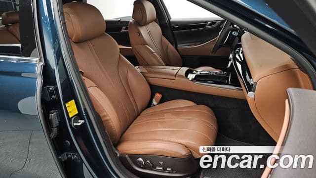 Genesis Electrified G80 2022 — Şəkil 11/20