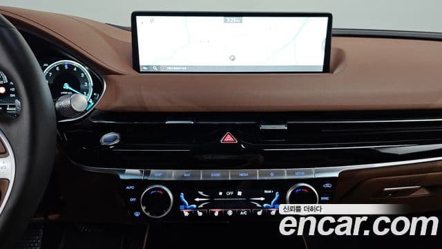 Genesis Electrified G80 2022 — Şəkil 14/20