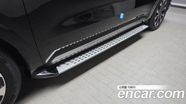 Kia Carnival 2023 — Photo 1/35