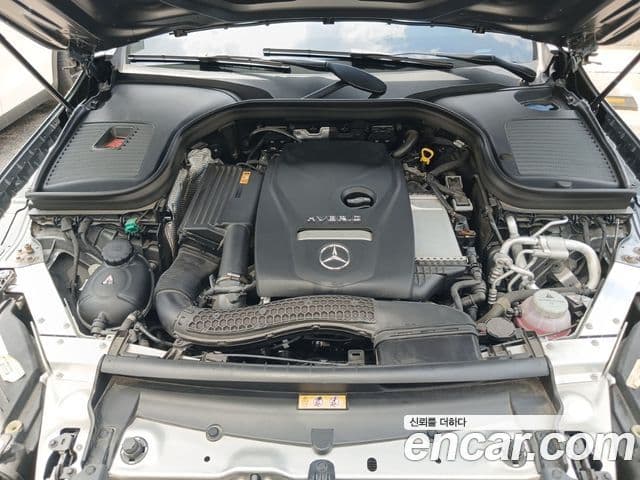 Mercedes-Benz GLC-Class 2021 — ფოტო 9/20