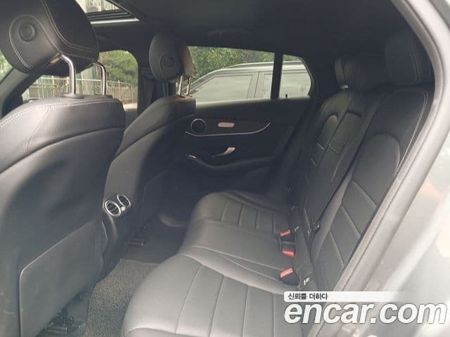 Mercedes-Benz GLC-Class 2021 — ფოტო 18/20
