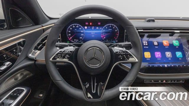 Mercedes-Benz E-Class 2025 — Photo 18/19