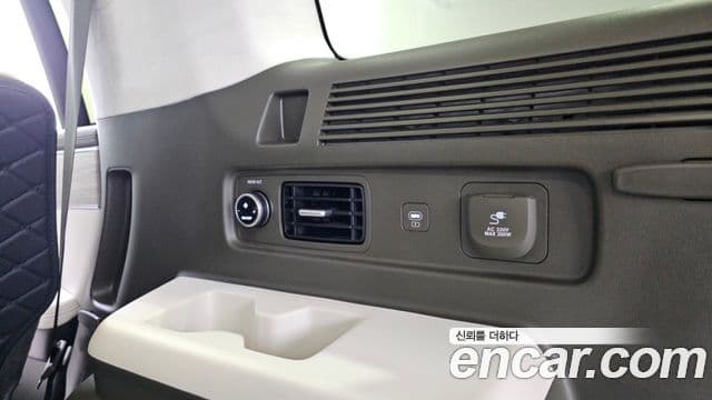 Hyundai Santa Fe 2025 — Şəkil 31/36