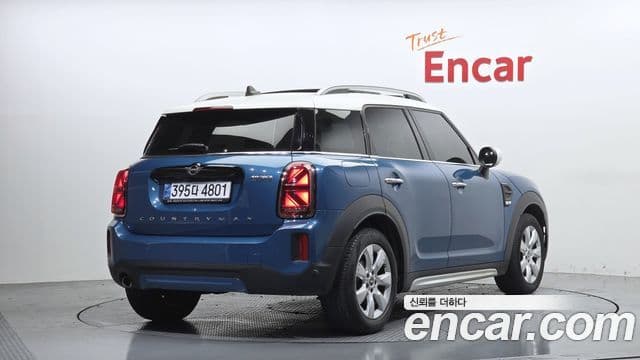 Mini Cooper Countryman 2021 — фото 2 из 20