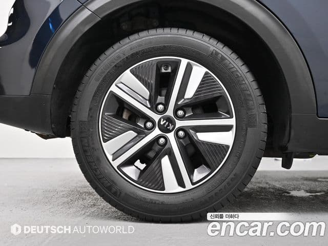 Kia Niro 2020 — ფოტო 4/20