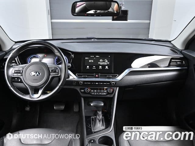 Kia Niro 2020 — ფოტო 10/20