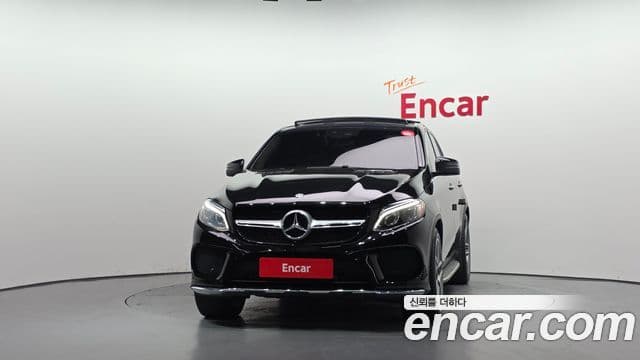 Mercedes-Benz GLE-Class 2018 — ფოტო 3/20