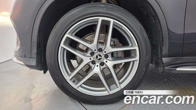 Mercedes-Benz GLE-Class 2018 — ფოტო 5/20