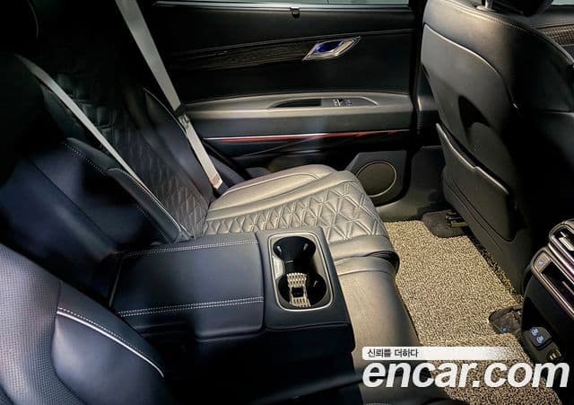 Genesis GV80 Coupe 2023 — Şəkil 8/12
