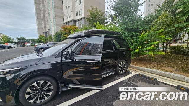 Kia Carnival 2023 — Şəkil 1/20