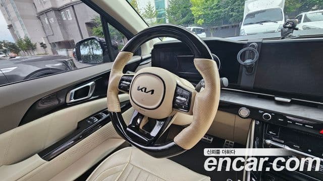 Kia Carnival 2023 — Şəkil 9/20