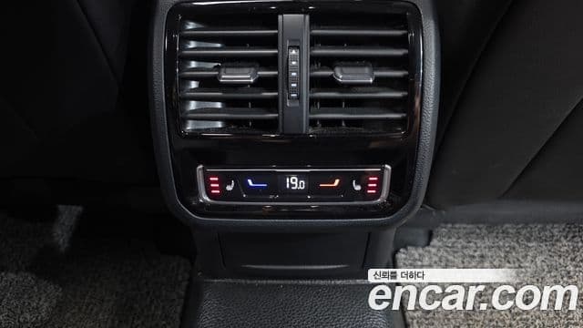 Volkswagen Arteon 2022 — Şəkil 17/20