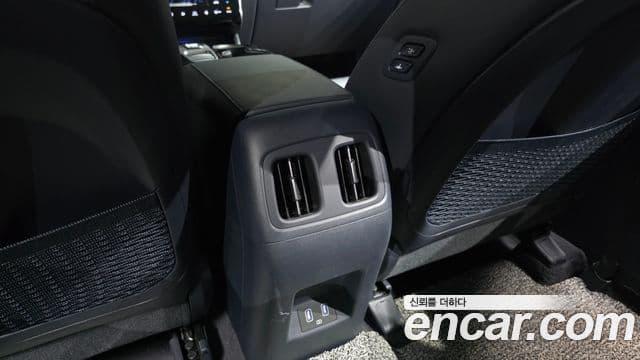 Hyundai Tucson Hybrid 2022 — Photo 11/34
