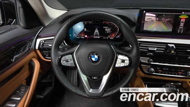 BMW 5 Series 2020 — Şəkil 14/20
