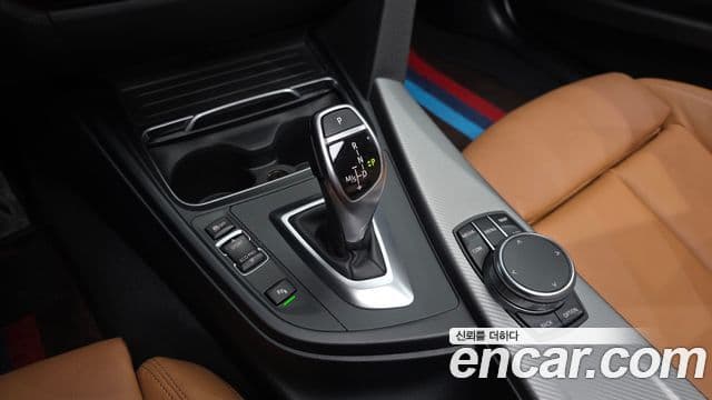 BMW 3 Series 2018 — ფოტო 9/20