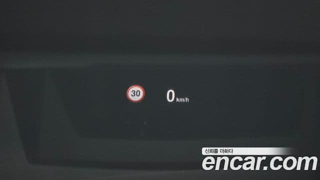 BMW 3 Series 2018 — ფოტო 19/20
