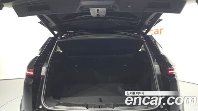 Land Rover Range Rover Evoque 2025 — ფოტო 20/20