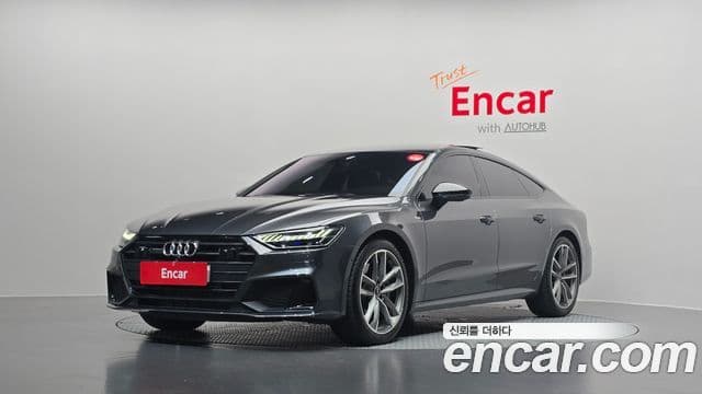 Audi A7 2022 — Фото 1/20