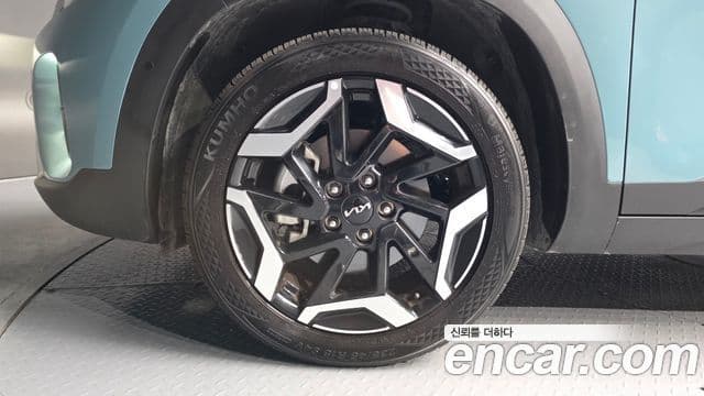 Kia Seltos 2025 — ფოტო 5/20