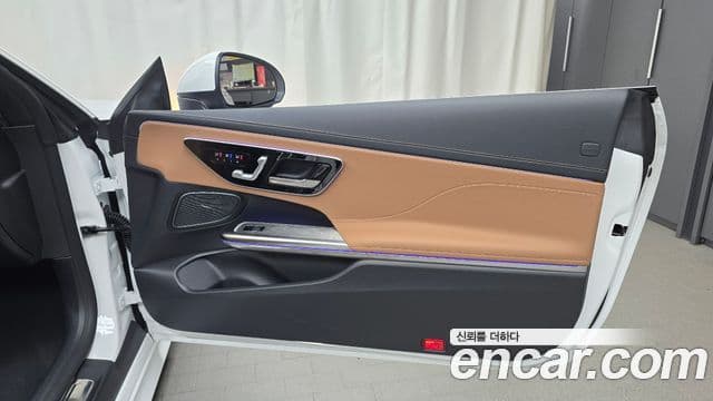 Mercedes-Benz CLE-Class 2025 — Photo 26/30