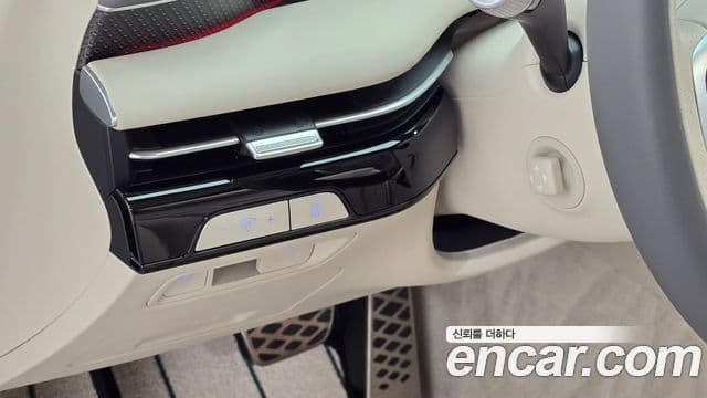 Genesis Electrified G80 2025 — ფოტო 13/20