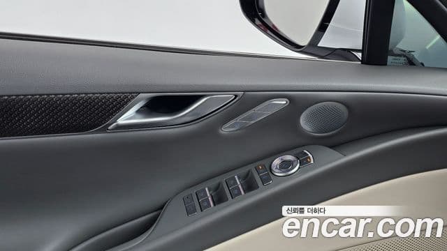 Genesis Electrified G80 2025 — ფოტო 19/20