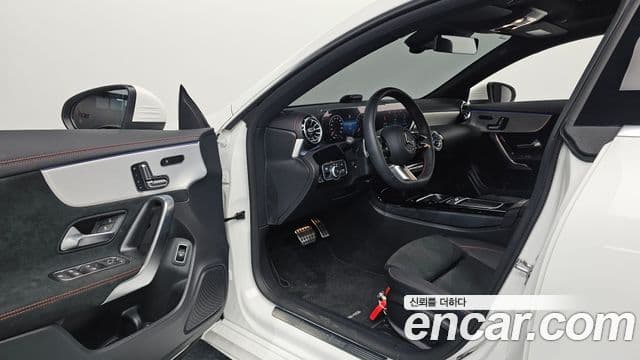 Mercedes-Benz CLA-Class 2024 — ფოტო 10/20