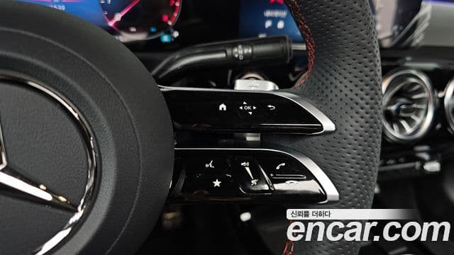Mercedes-Benz CLA-Class 2024 — Photo 3/34