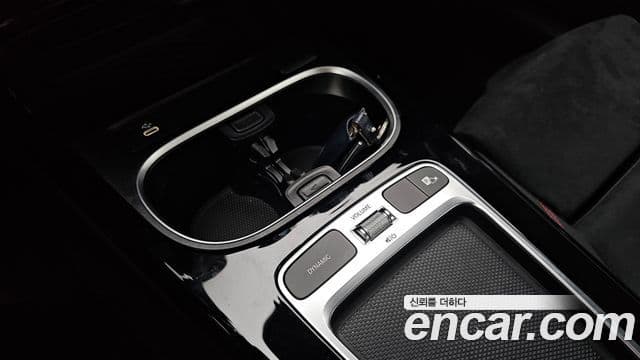 Mercedes-Benz CLA-Class 2024 — Photo 32/34