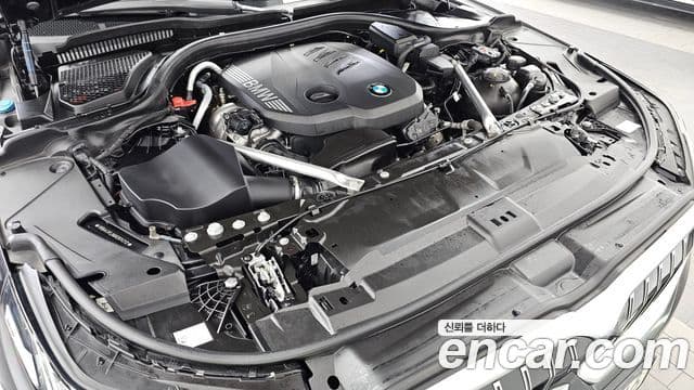 BMW 5 Series 2024 — ფოტო 6/20