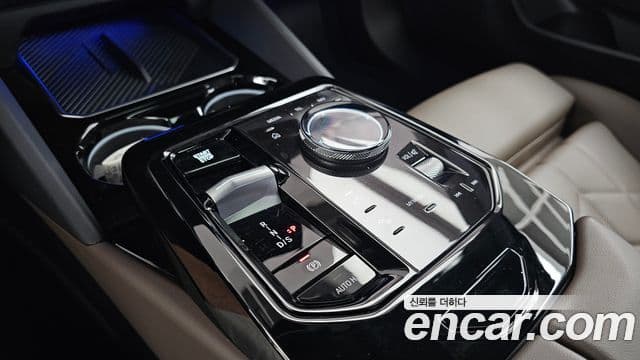 BMW 5 Series 2024 — ფოტო 9/20