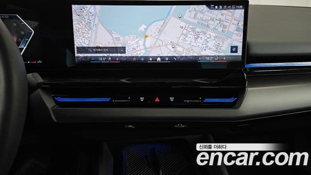 BMW 5 Series 2024 — ფოტო 14/20