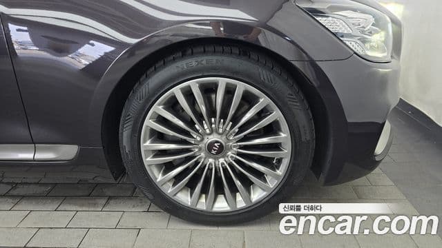 Kia The K9 2018 — Şəkil 15/32