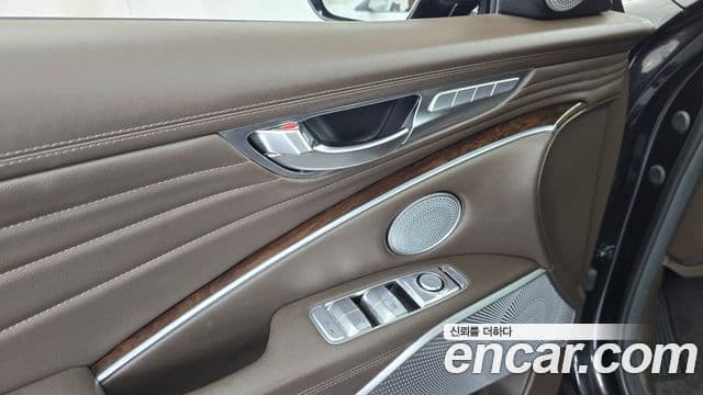 Kia The K9 2018 — Şəkil 23/32