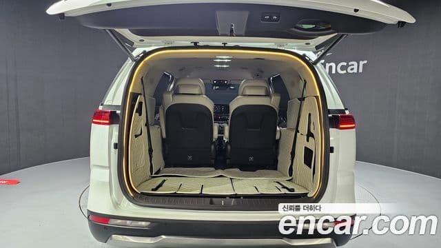 Kia Carnival 2023 — Фото 20/20